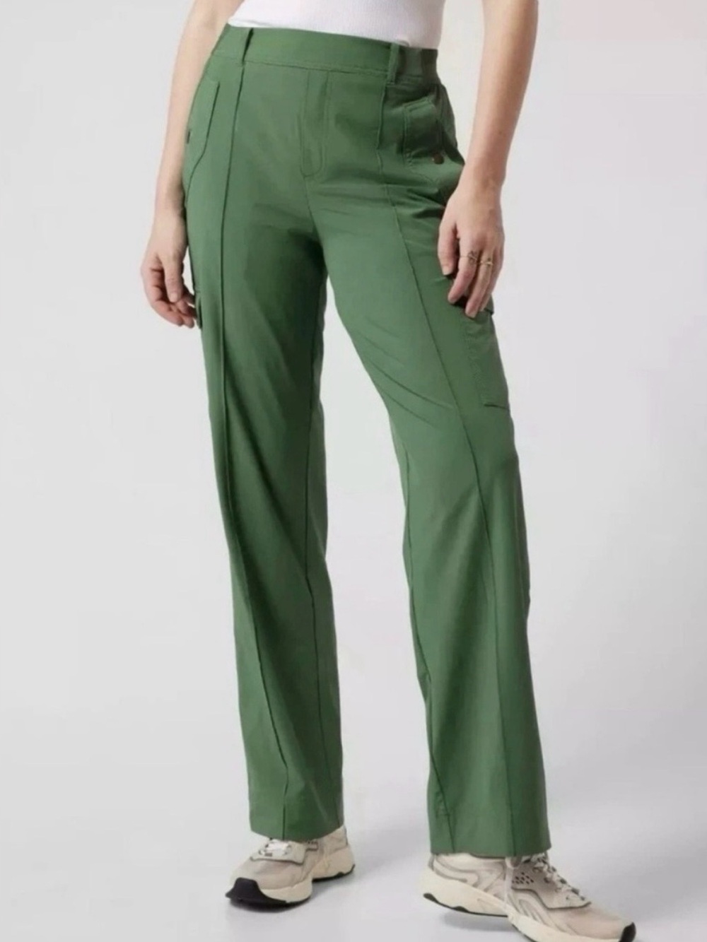 ATHLETA Vineyard Green Vienna Cargo Pant Travel Commute Work Lightweight Size 2P